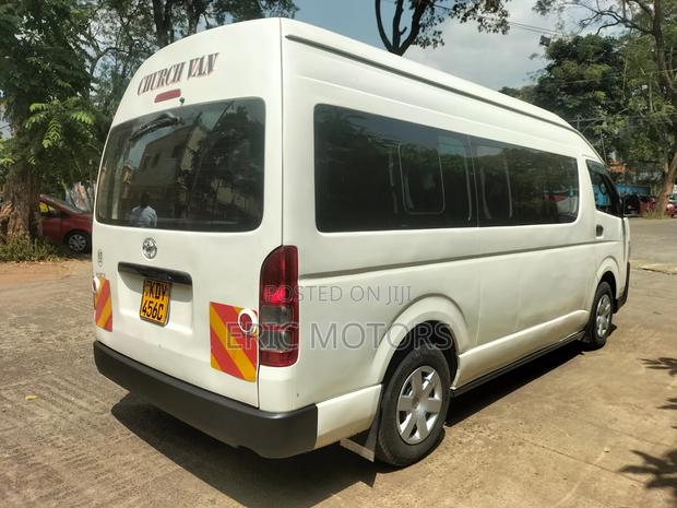 Toyota Grand HiAce 2025 White - thumbnail 6