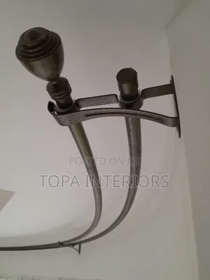 Strong Curved Durable Local Curtain Poles Per Metre for Sale
