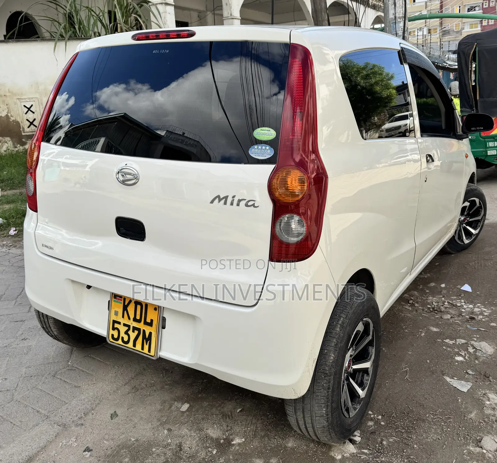 Daihatsu Mira 2016 White