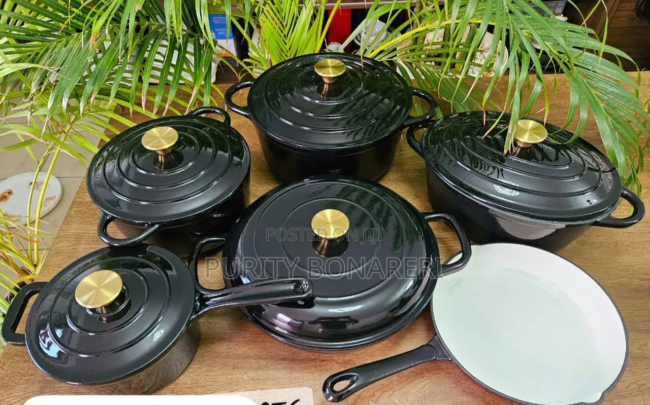 Cast Iron Cooking Pots