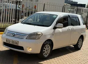 Toyota Raum 2008 White