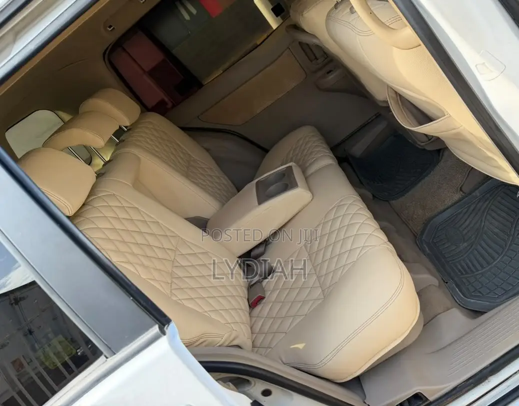 Toyota Raum 2008 White