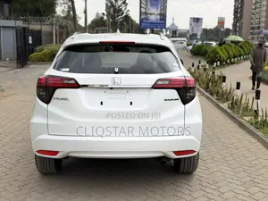 Honda Vezel 1.5 Hybrid 2WD 2019 White