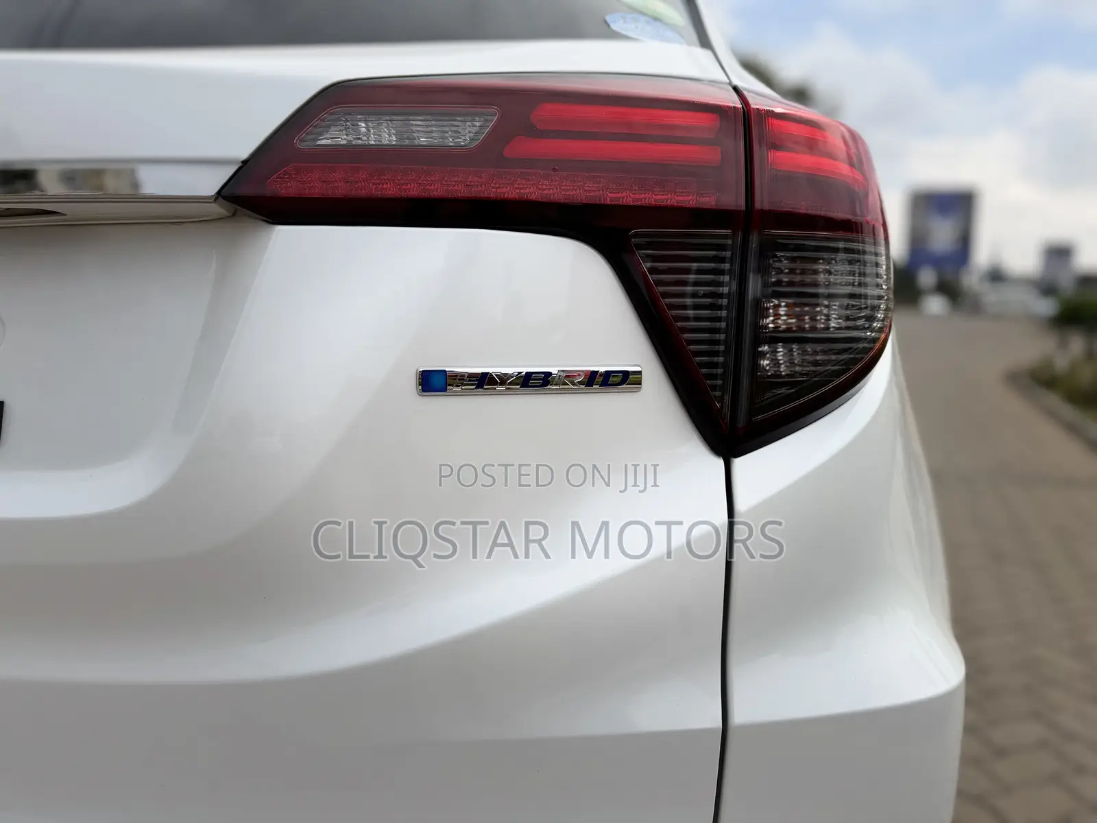 Honda Vezel 1.5 Hybrid 2WD 2019 White