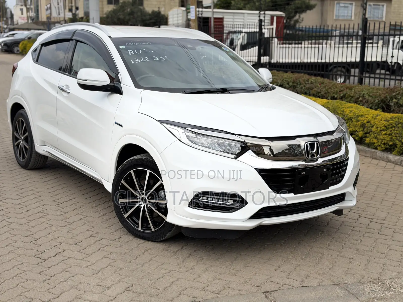 Honda Vezel 1.5 Hybrid 2WD 2019 White