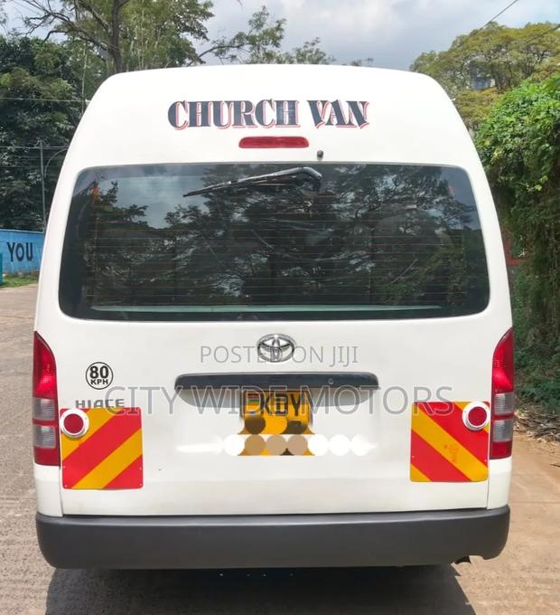 Toyota HiAce 2025 White - thumbnail 10