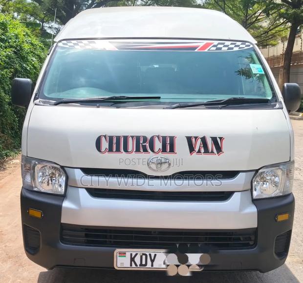Toyota HiAce 2025 White