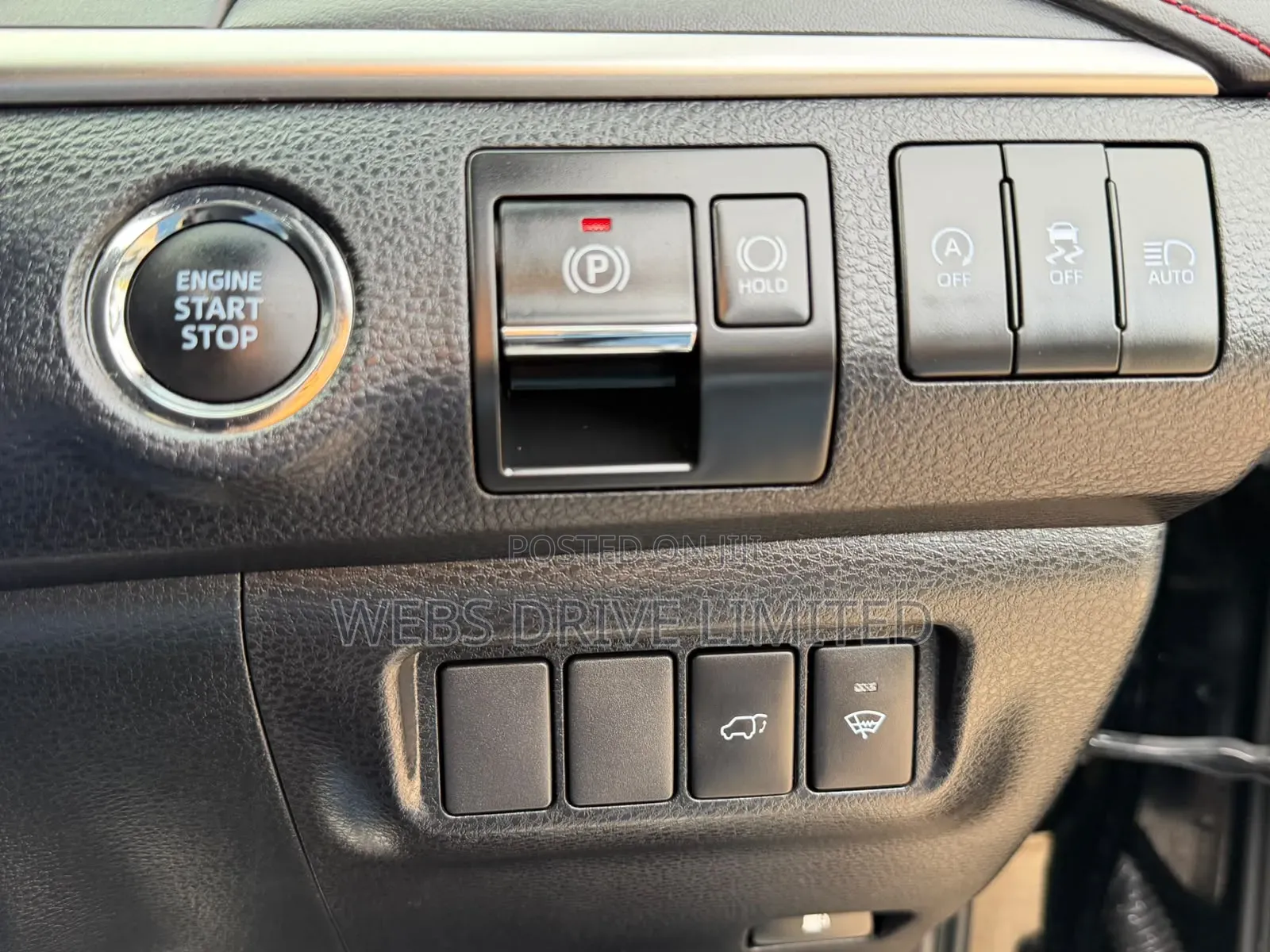 Toyota Harrier 2018 Black