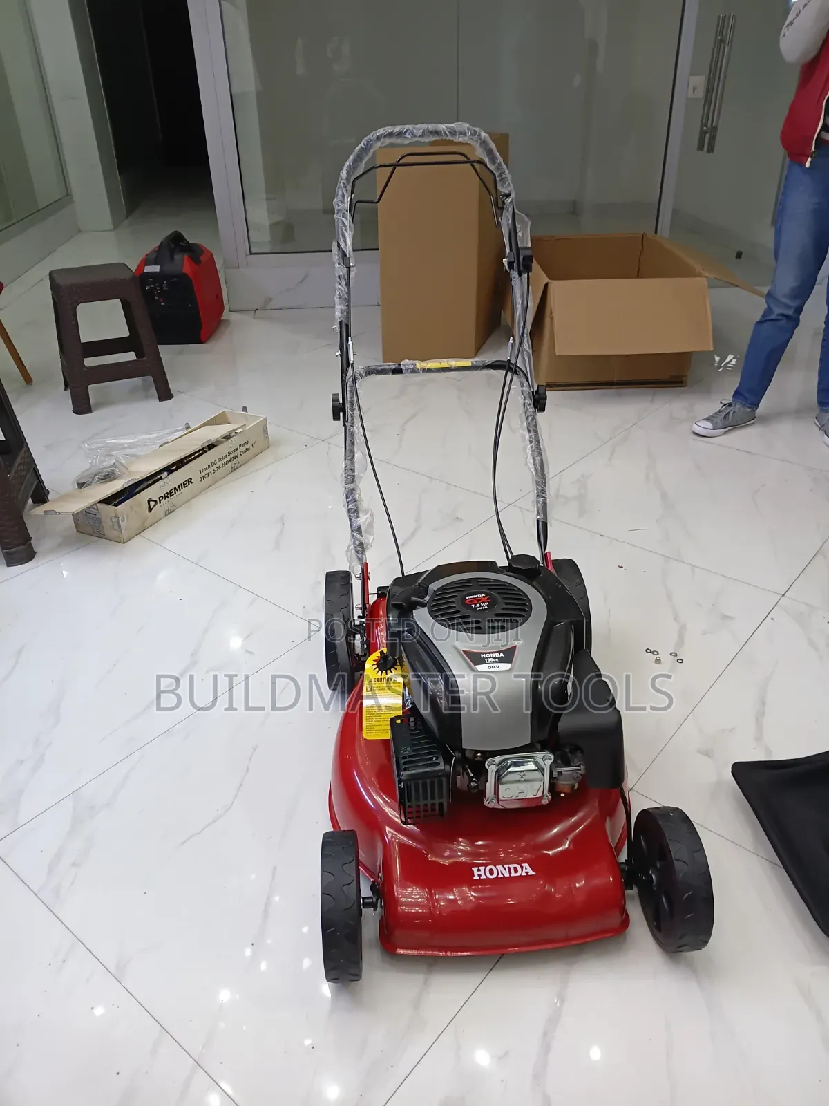 196cc Gasoline-Powered Honda Lawn Mower