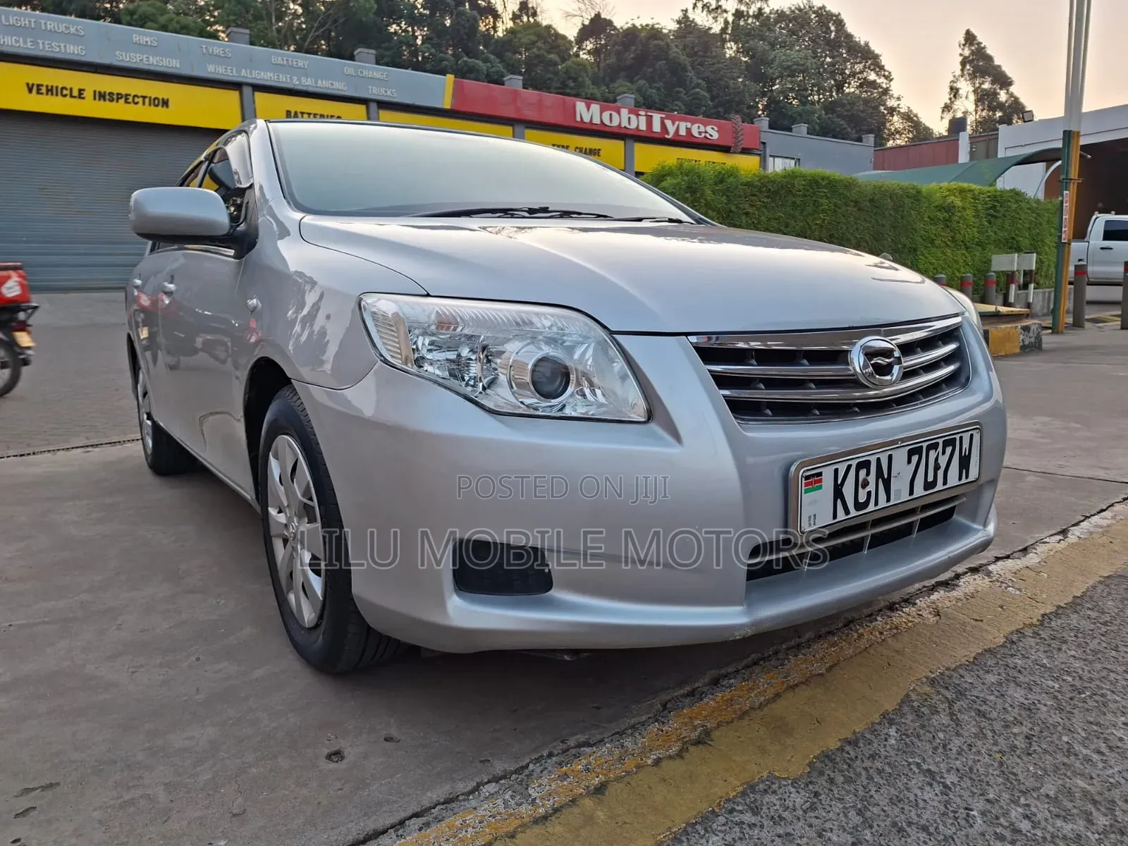 Toyota Axio 2011 Silver