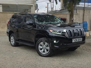 Toyota Land Cruiser Prado 2017 Black