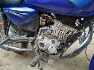 Bajaj Boxer 150 UG 2018 Blue