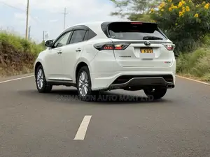 Toyota Harrier 2.0 2016 White
