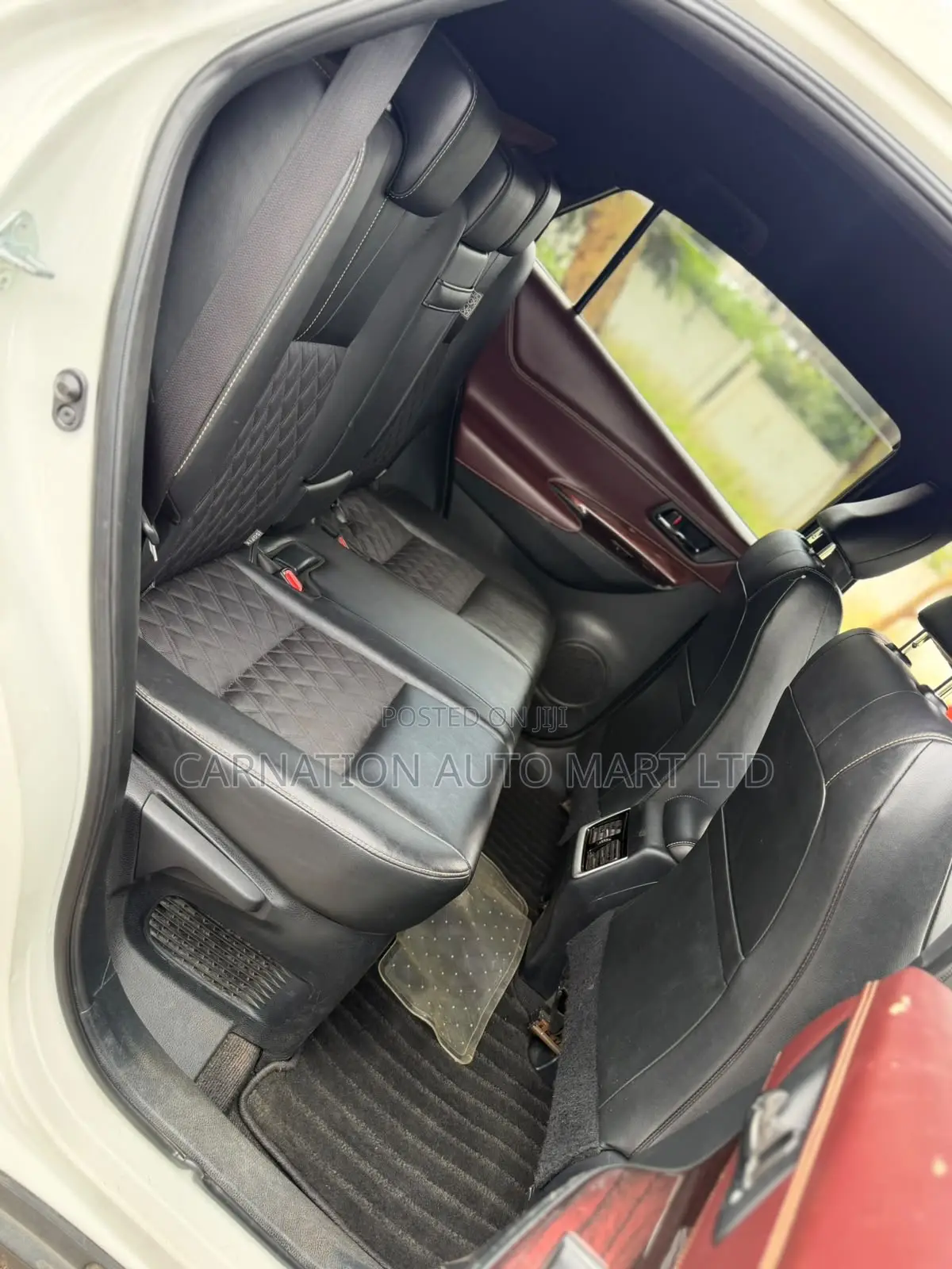 Toyota Harrier 2.0 2016 White