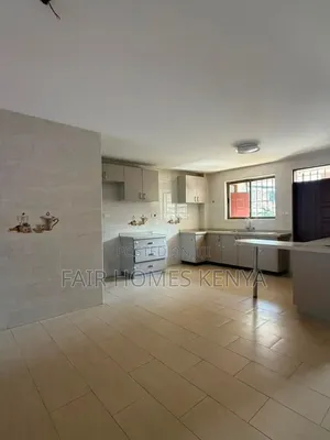 3bdrm Apartment in Gitanga Road, Valley Arcade for rent