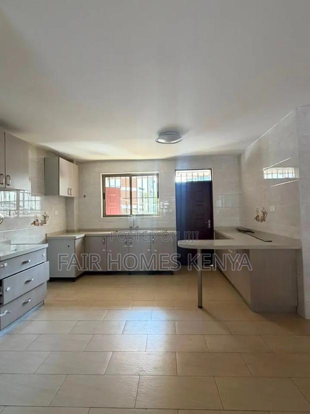 3bdrm Apartment in Gitanga Road, Valley Arcade for rent - thumbnail 2