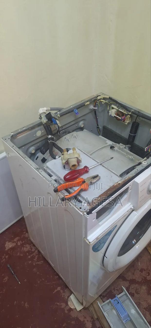 Lg Front Load Washing Machine - thumbnail 2