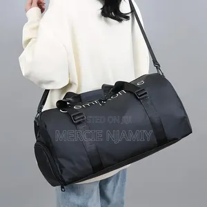 Sporty Travelling Bags(Waterproof)