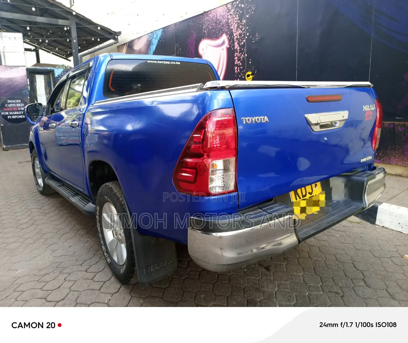 Toyota Hilux 2018 Blue
