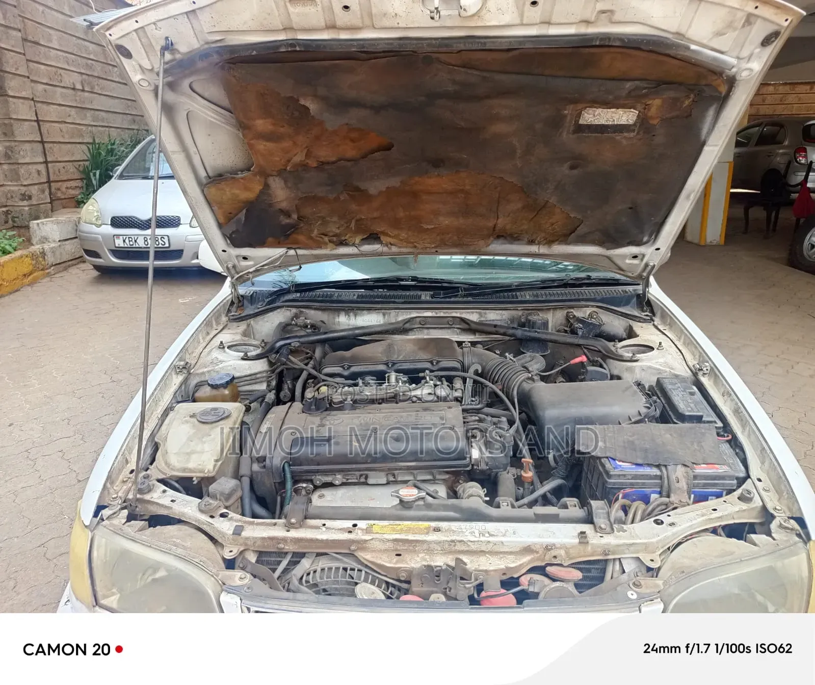 Toyota Corolla 1999 White