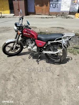 Suzuki GN 125-2 2005 Red