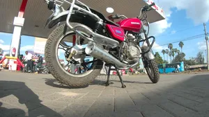 Suzuki GN 125-2 2005 Red