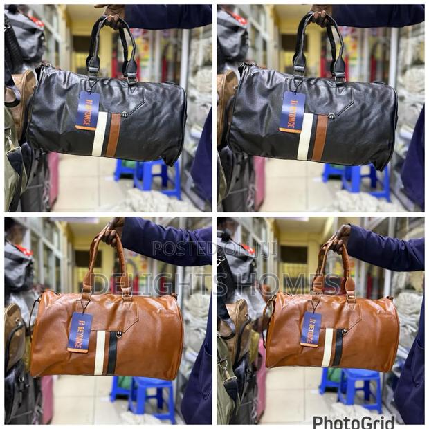 Stylish Leather-Look Duffle Bag_yu - thumbnail 3