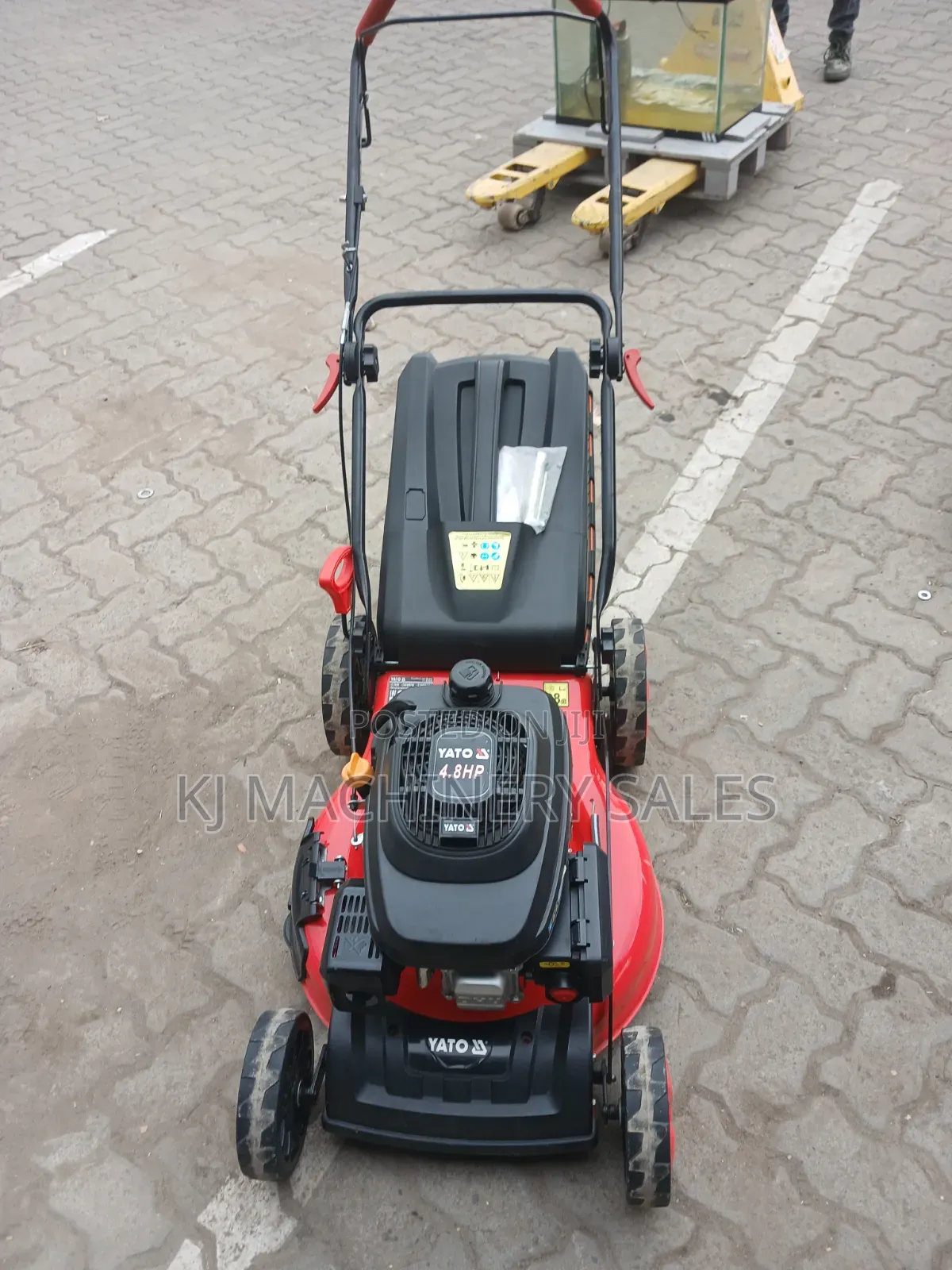 Yato 4.8hp Petrol Lawn Mower