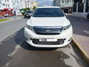 Toyota Harrier 2016 White
