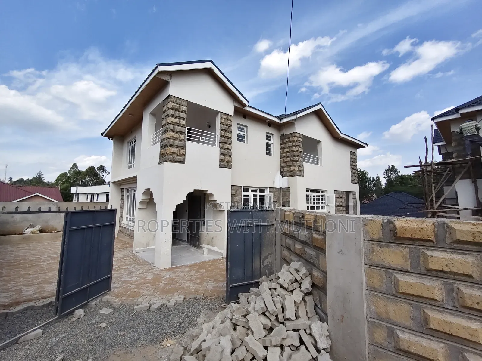 4bdrm Maisonette in Ol Keri for sale