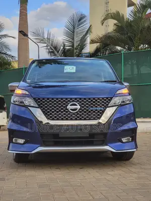 Nissan Serena 2019 Blue