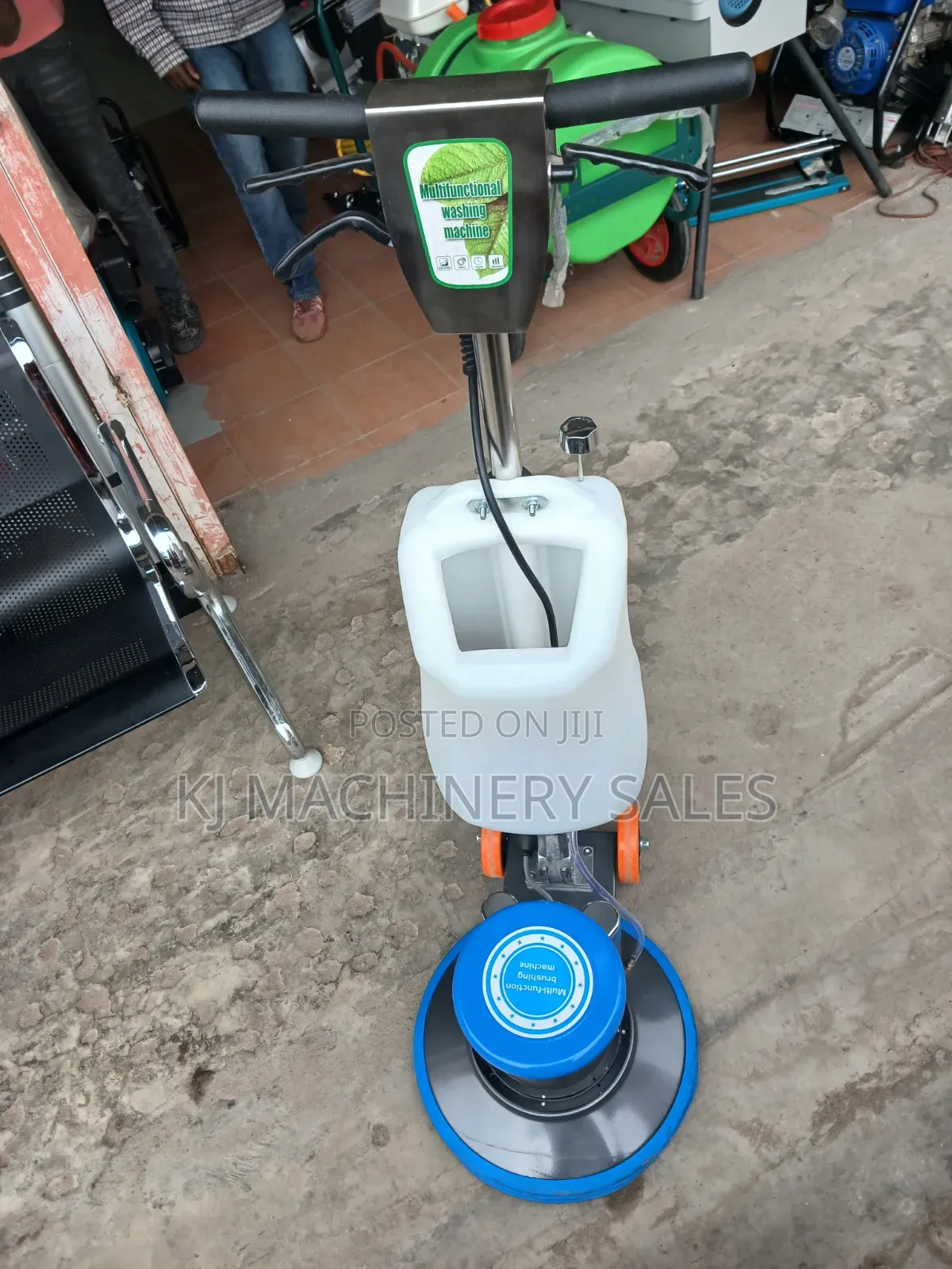 Floor Scrubber Machine