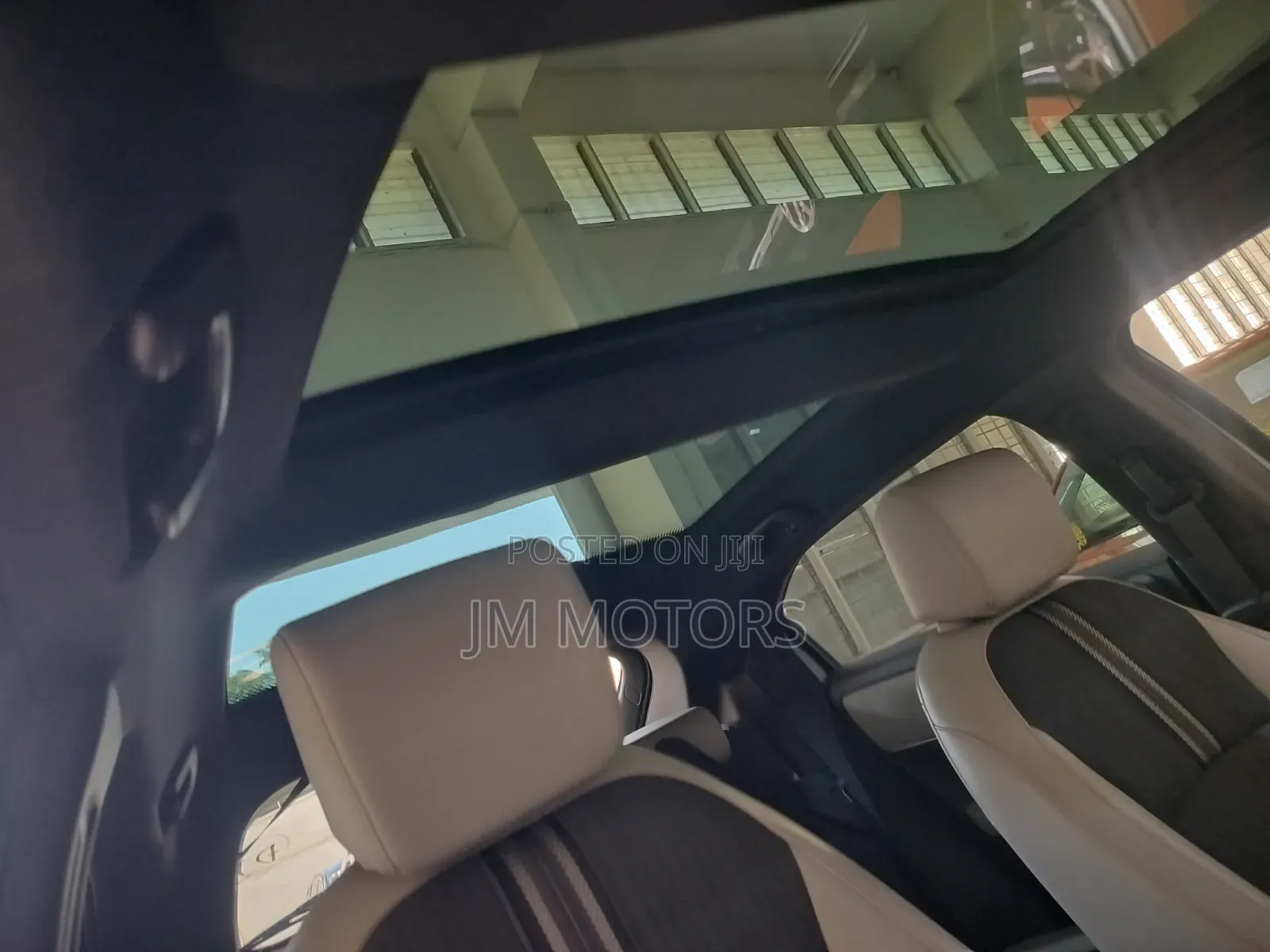 Honda Vezel 2021 Off white