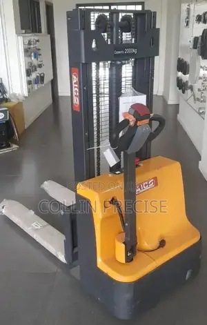 2 Tonnes Electric Stacker 2.5m High - Aico