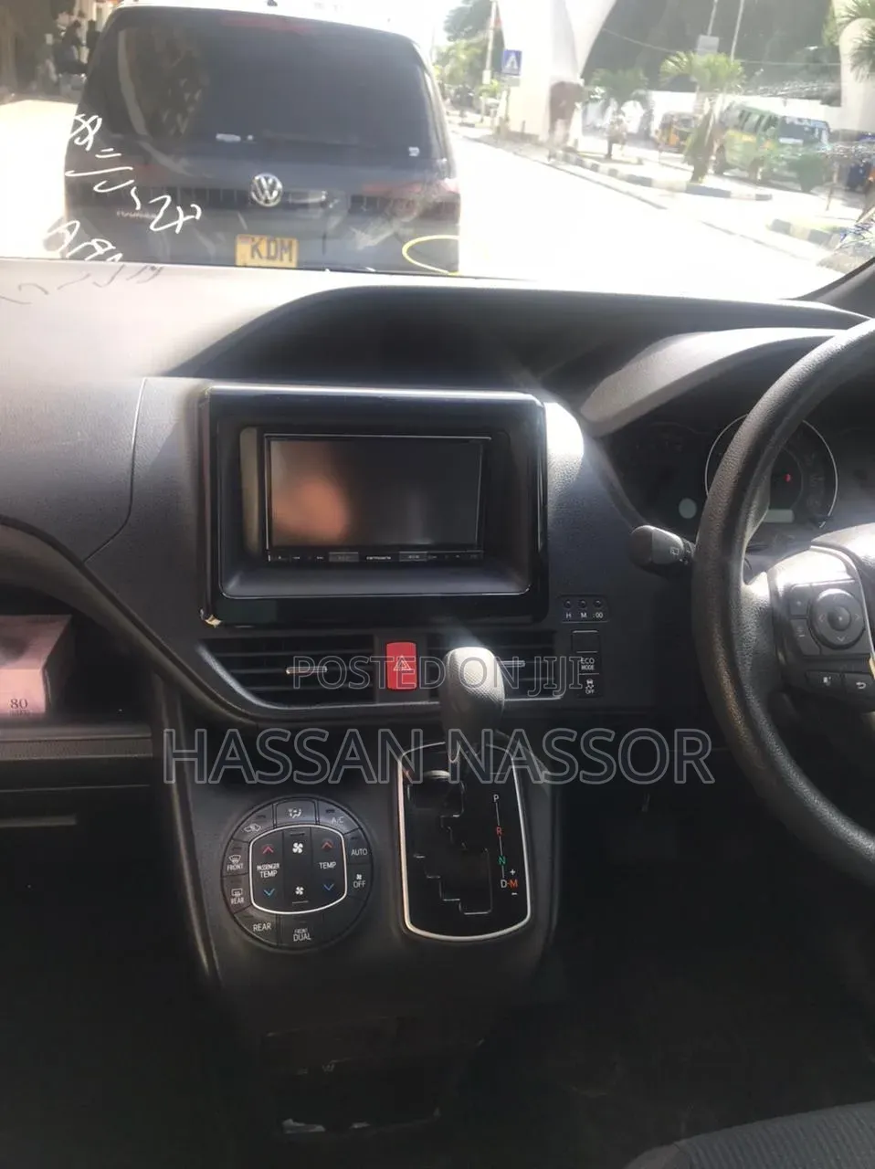 Toyota Voxy 2020 Silver