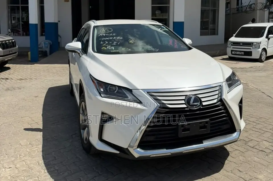 Lexus RX 300 4WD 2019 White