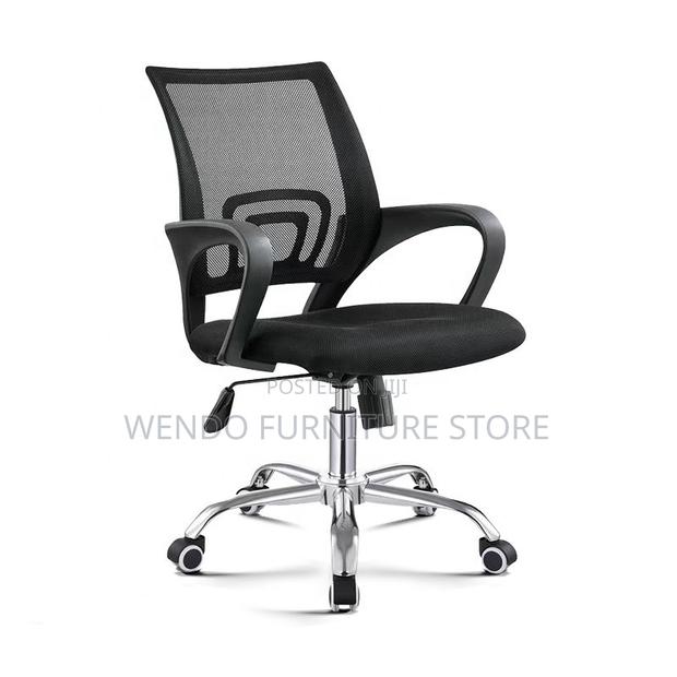 Office Chairs; Clerical Swivel Mesh Office Chairs - thumbnail 2