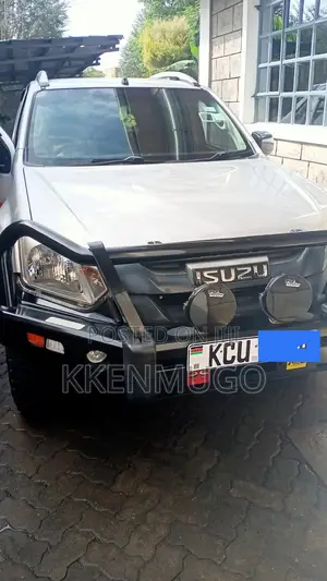 Isuzu D-MAX 2019 Silver