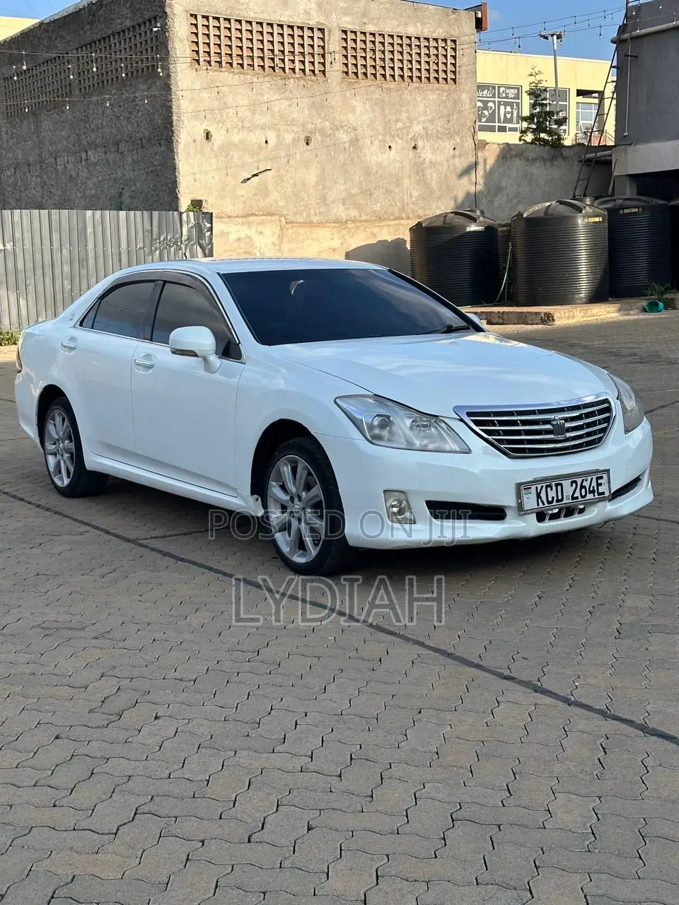 Toyota Crown 2008 White