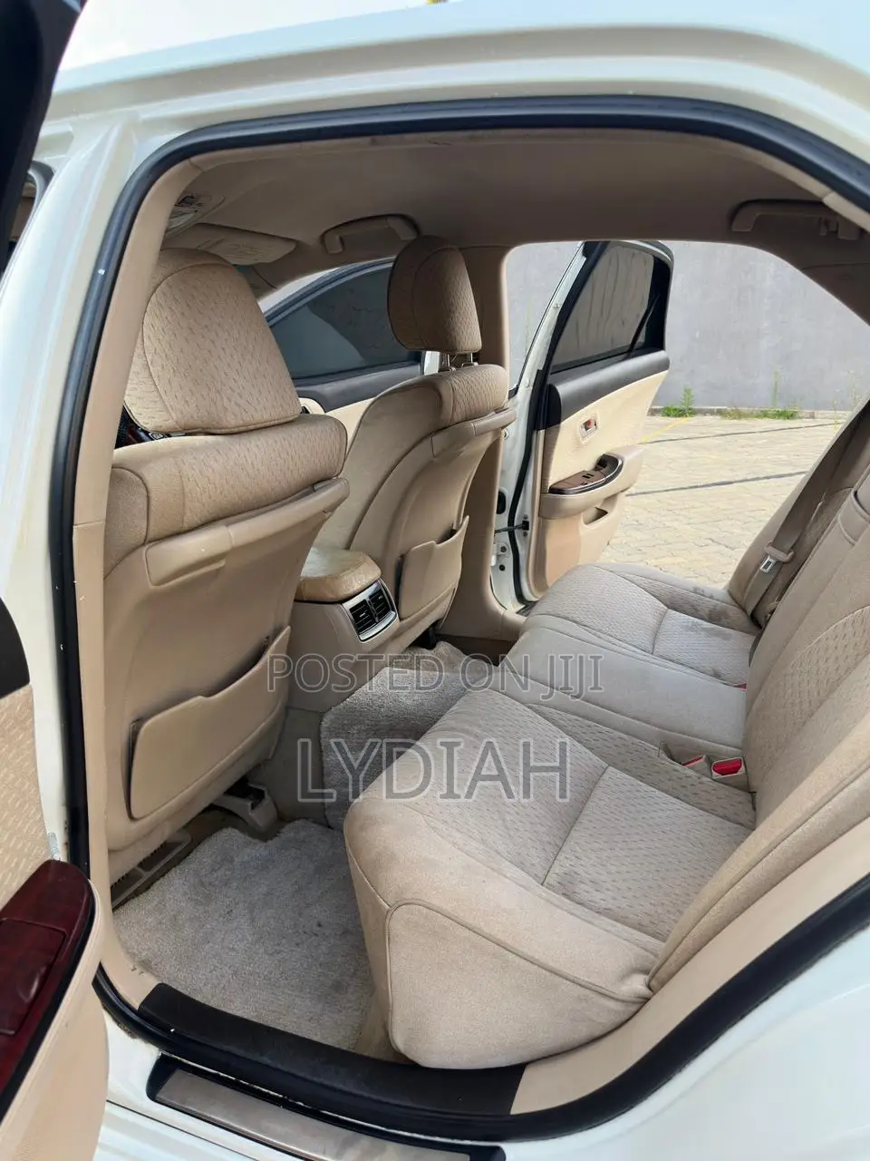 Toyota Crown 2008 White