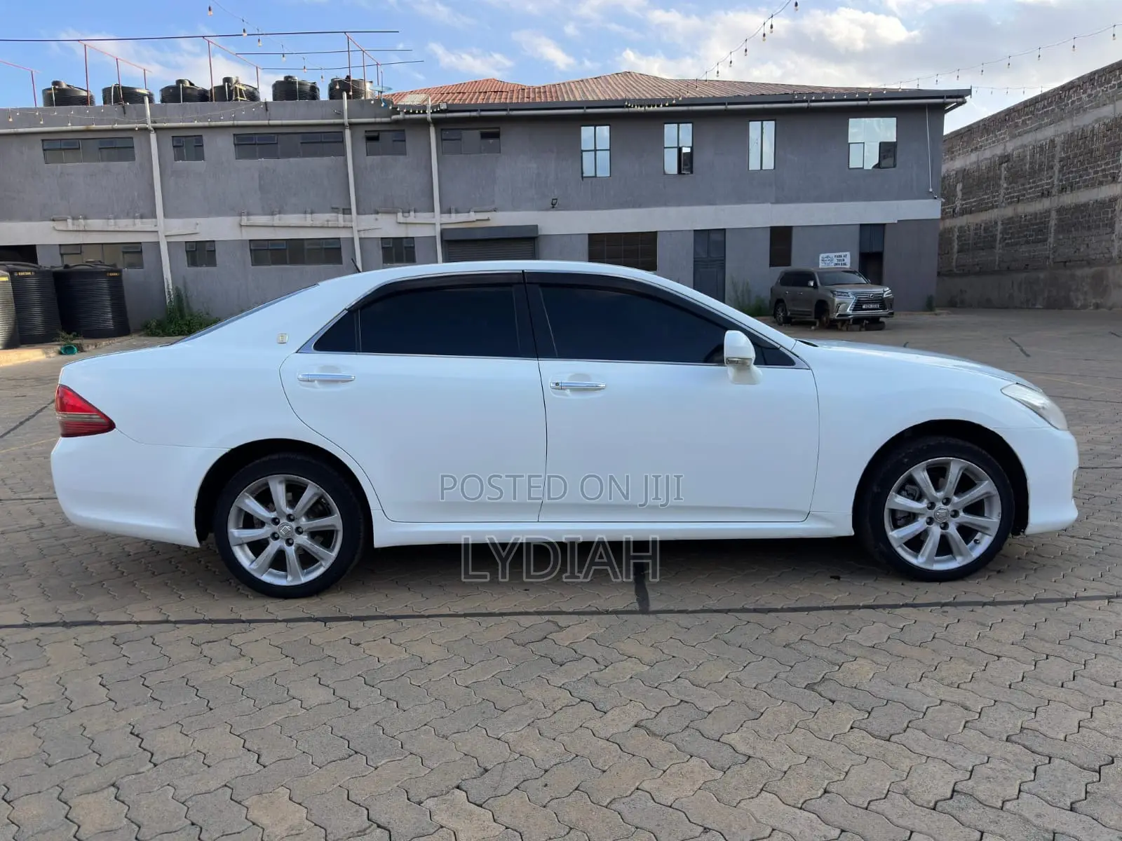 Toyota Crown 2008 White
