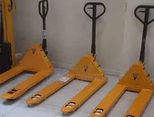 5 Tonnes Manual Pellet Trucks-Wide