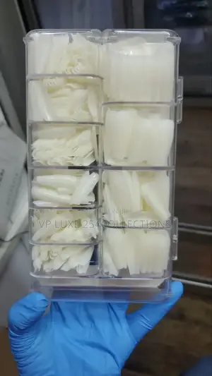 Artificial Nail Tips