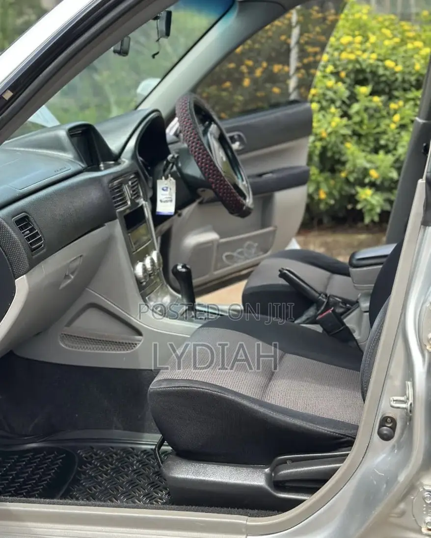Subaru Forester 2006 Silver