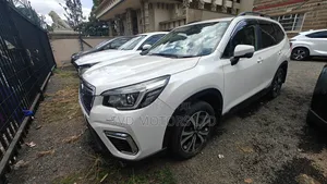 Subaru Forester 2018 White