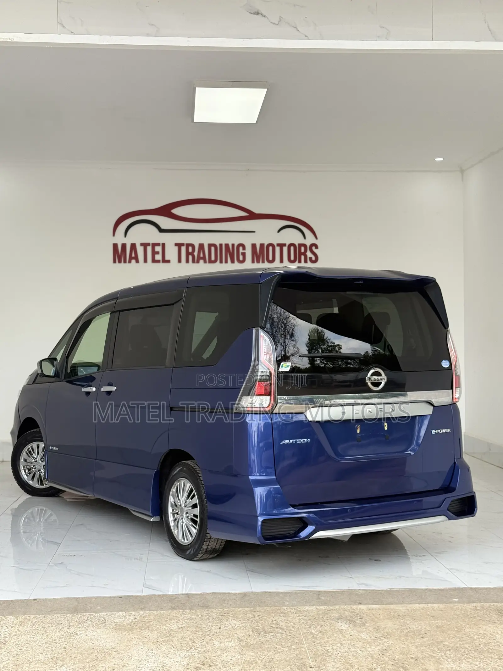 Nissan Serena 2019 Blue