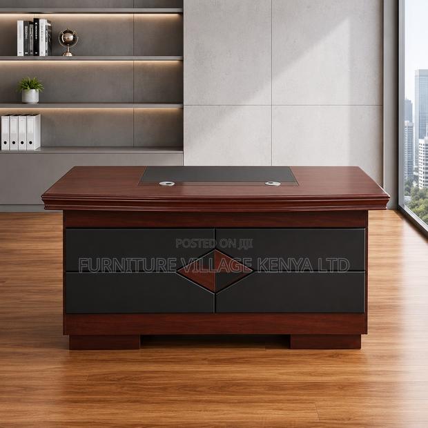 Executive Desk With Keyboard Tray