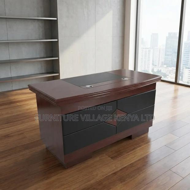 Executive Desk With Keyboard Tray - thumbnail 2