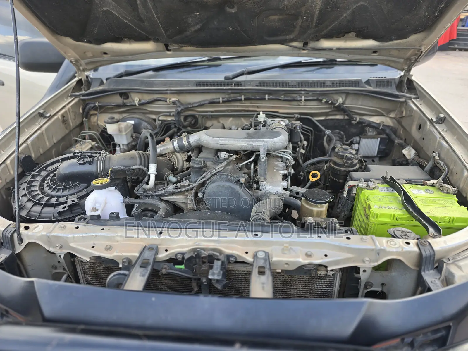 Toyota Hilux 2011 Beige