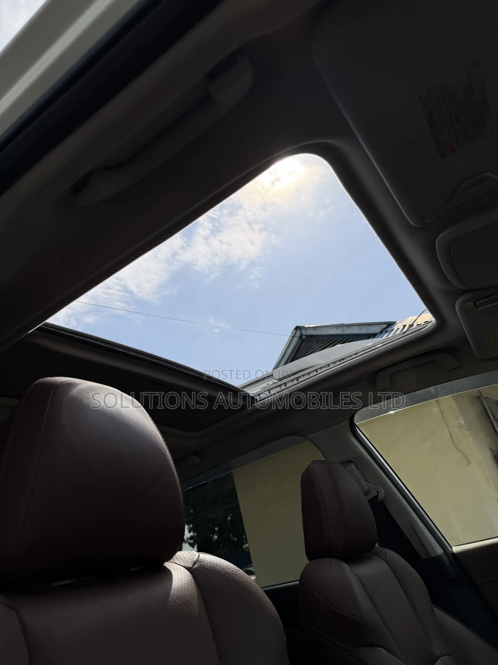 Subaru Forester Premium AWD 2019 White